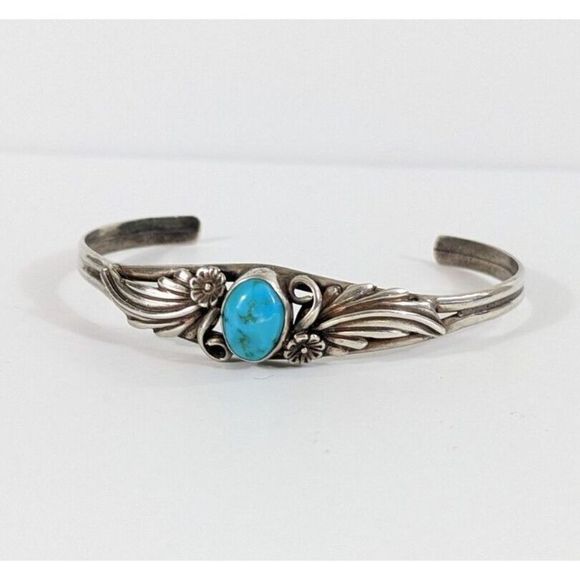 Turquoise Vintage Southwestern Native American Sterling Silver Cuff Bracelet